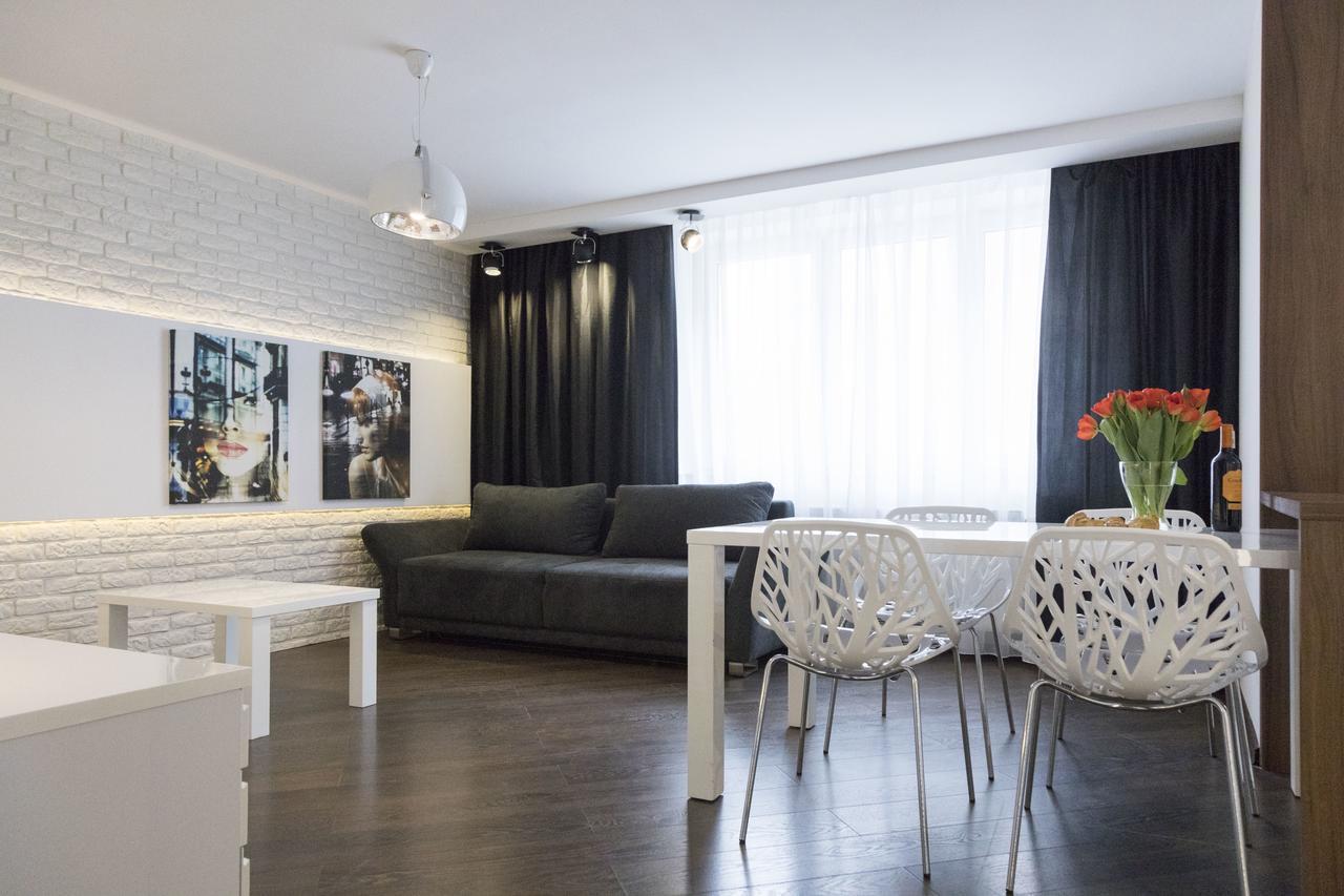 Apartament One By Your Freedom Warsaw Exterior photo